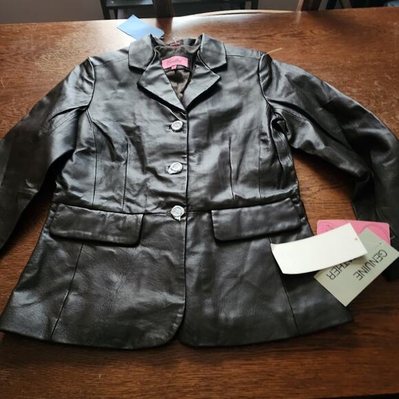 EXCELLED COLLECTION NWT WOMENS SIZE SMALL LEATHER JACKET COAT - Picture 2 of 11